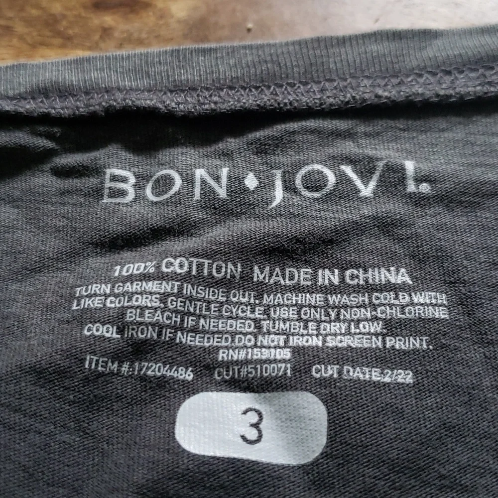 Host Pick🎊🎉Torrid Bon Jovi Gray Cotton Wash Split Tunic - Picture 7 of 7